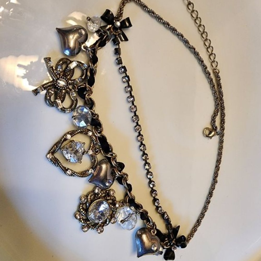 BETSEY JOHNSON CRYSTAL HEART BOW AND RIBBON NECKLACE